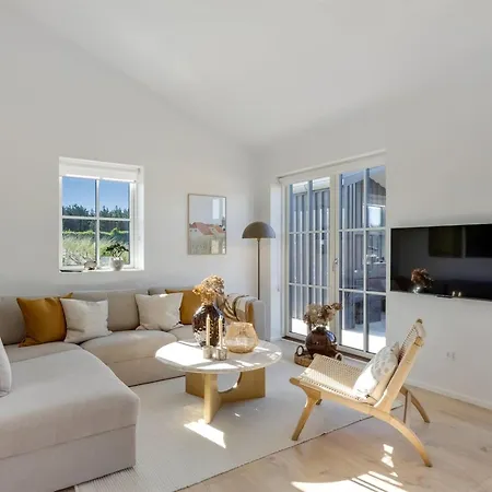 Raimund - 600m From The Sea By Interhome *